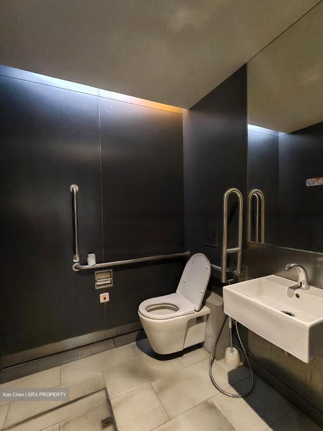 Sims Avenue (D14), Retail #454261721